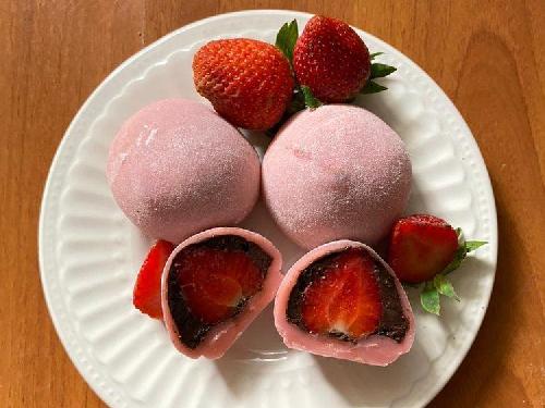 Strawberry Mochi